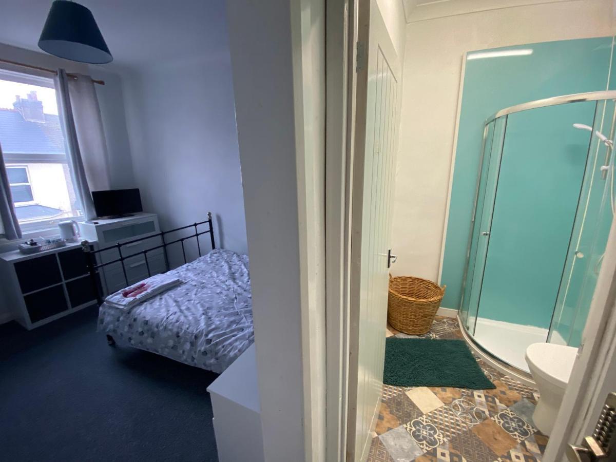 פלימות' The Nook En-Suite Room מראה חיצוני תמונה